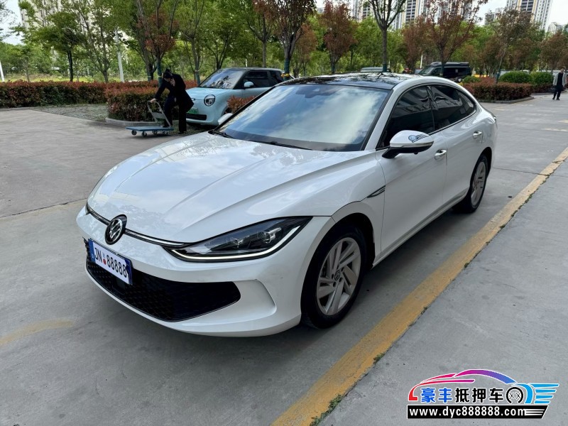 22年大众凌渡轿车抵押车出售