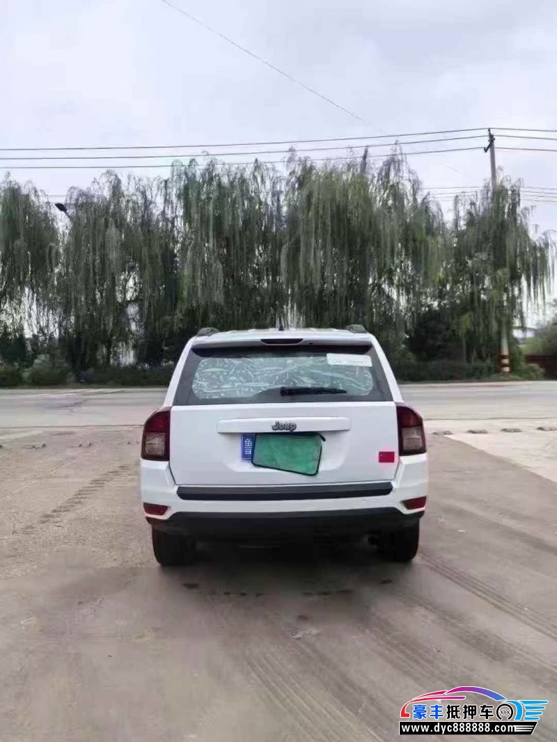 16年Jeep指南者轿车抵押车出售
