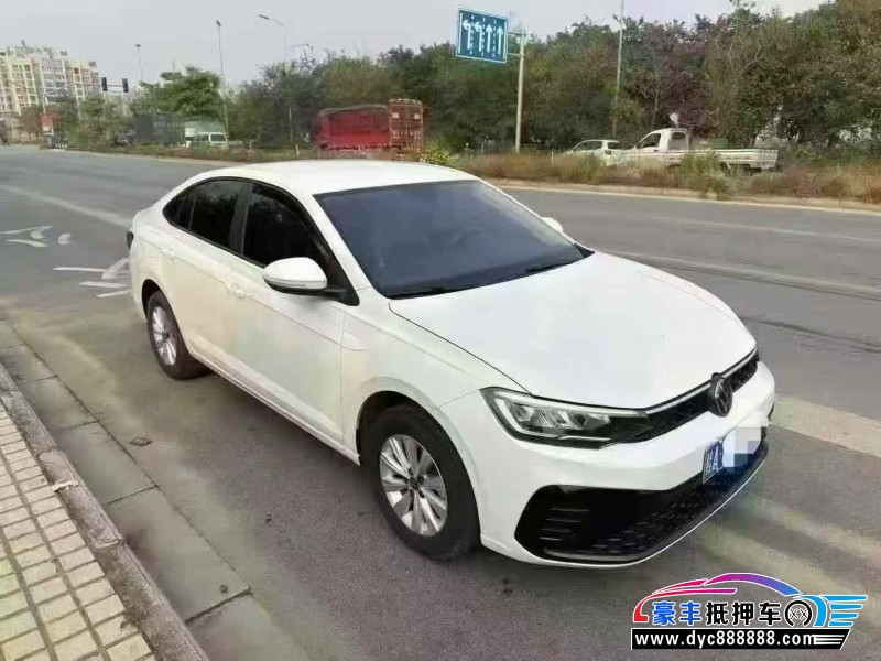 25年大众朗逸轿车抵押车出售