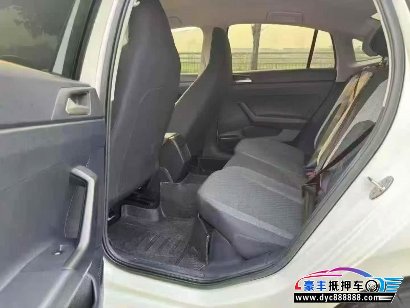25年大众朗逸轿车抵押车出售
