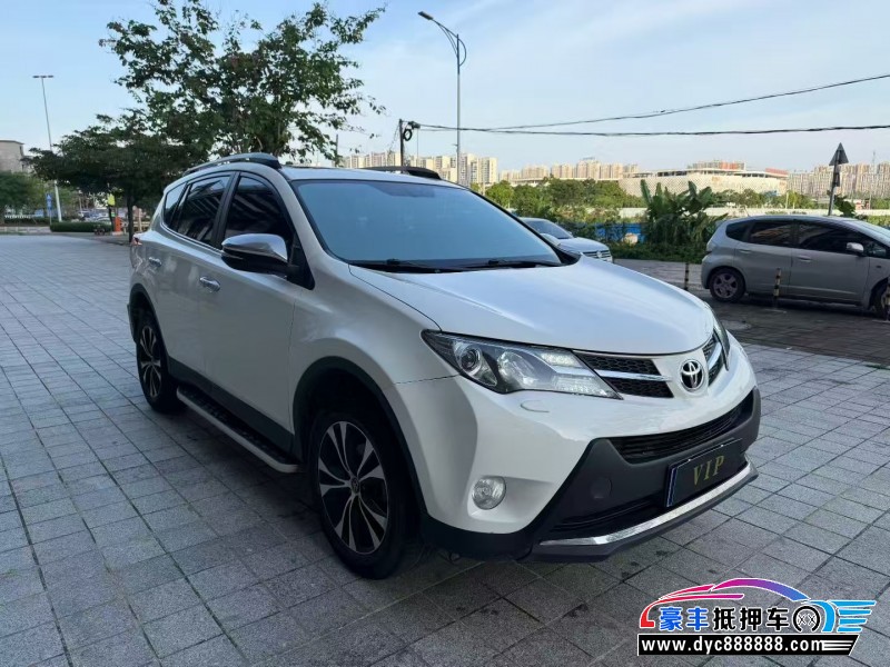 13年丰田RAV4轿车抵押车出售