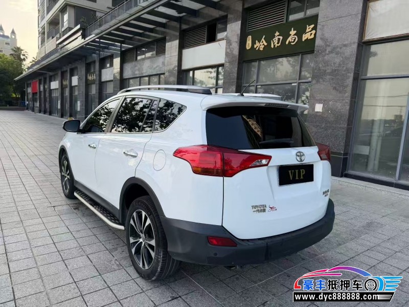 13年丰田RAV4轿车抵押车出售
