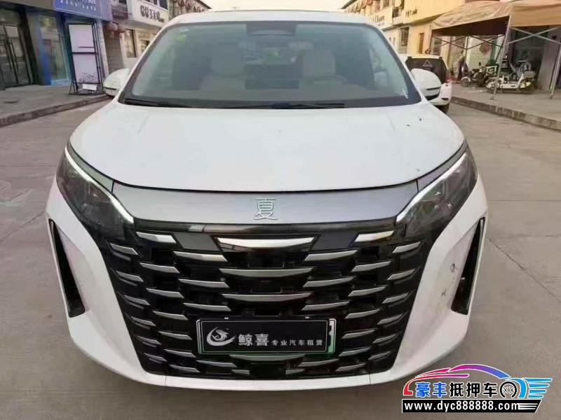 25年比亚迪夏轿车