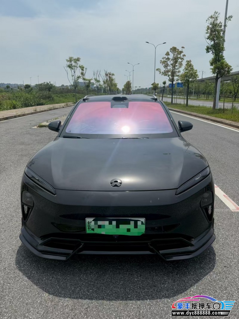 抵押车出售24年蔚来ET5轿车