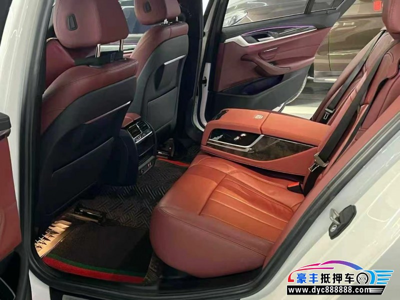 20年宝马5系轿车抵押车出售