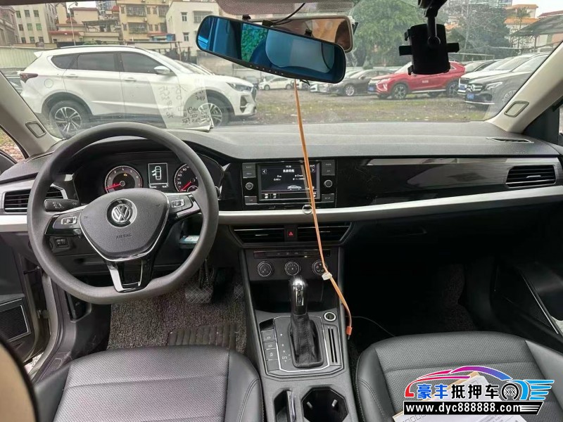 20年大众朗逸轿车抵押车出售