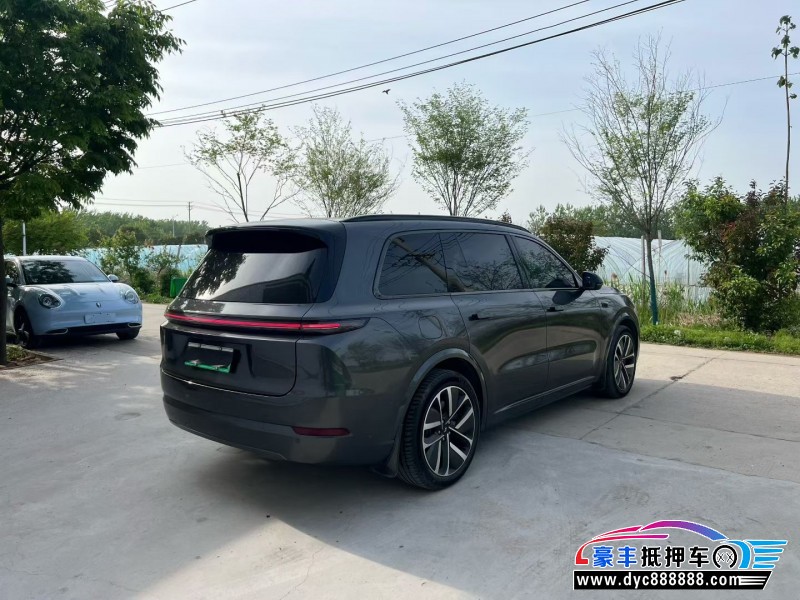 23年理想L9轿车抵押车出售