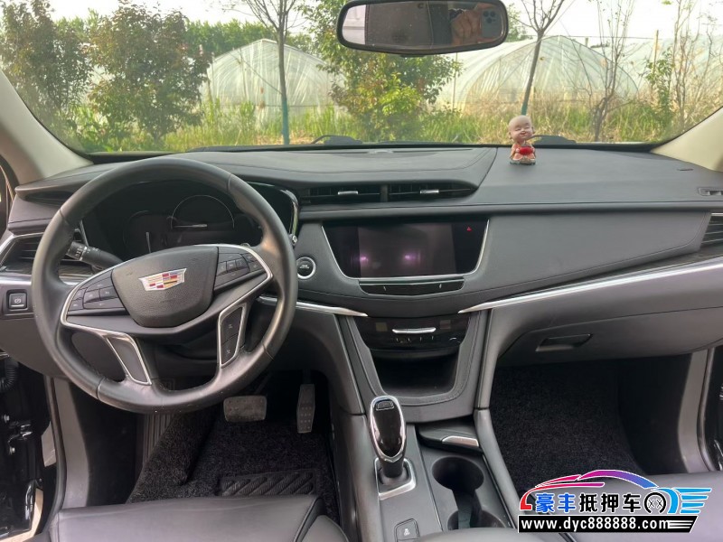 17年凯迪拉克XT5轿车抵押车出售