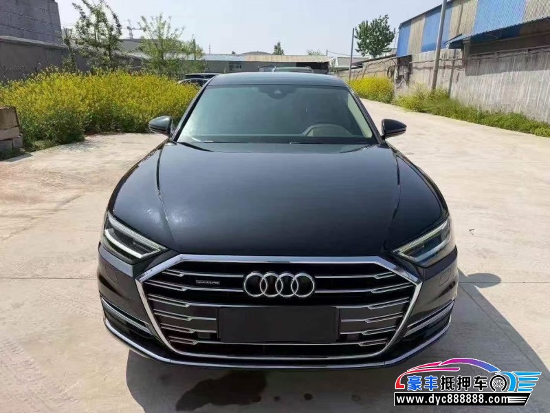 抵押车出售19年奥迪A8轿车