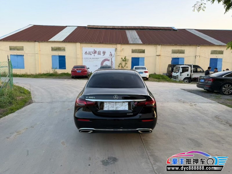23年奔驰E轿车抵押车出售