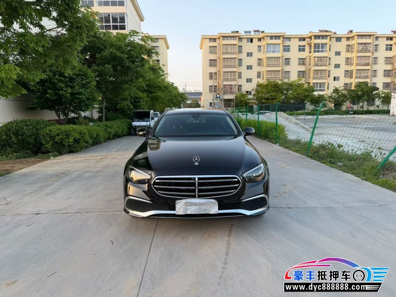 23年奔驰E轿车抵押车出售