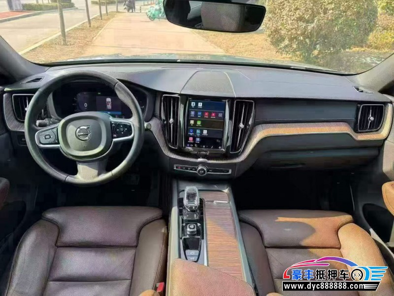 22年沃尔沃XC60轿车抵押车出售
