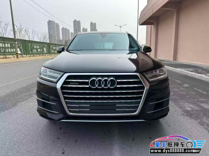 17年奥迪Q7轿车抵押车出售