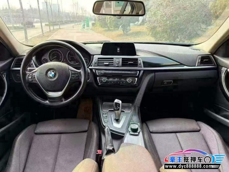 18年宝马3系轿车抵押车出售