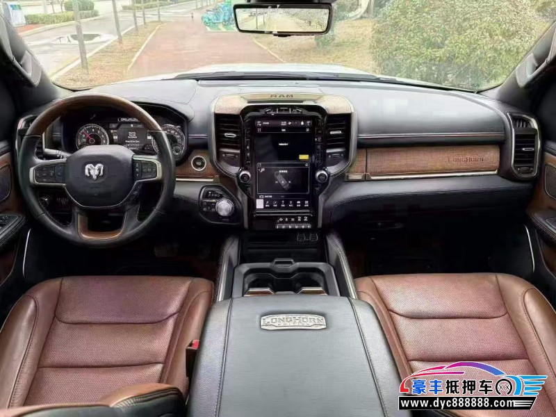 24年道奇公羊轿车抵押车出售