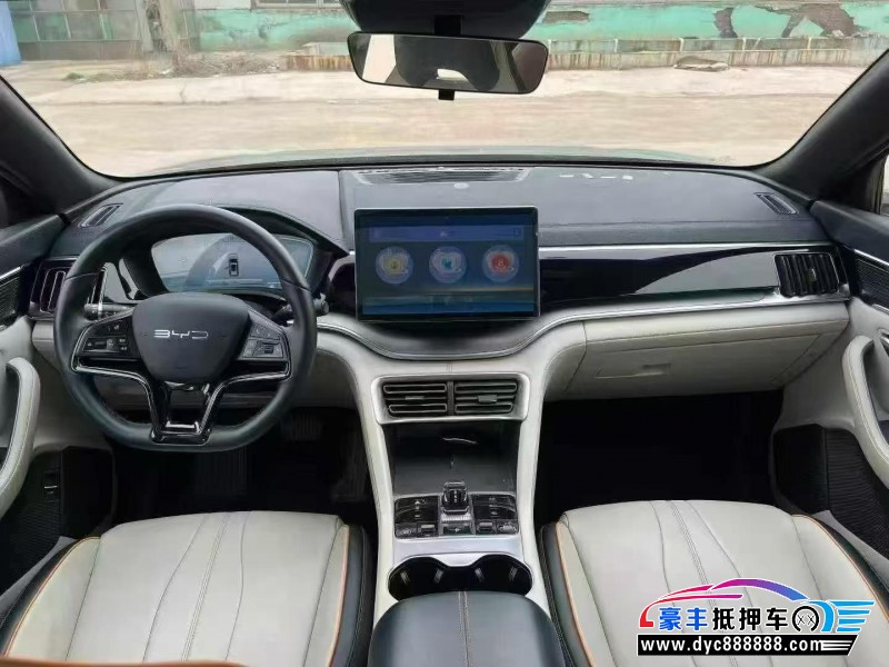 25年比亚迪宋轿车抵押车出售