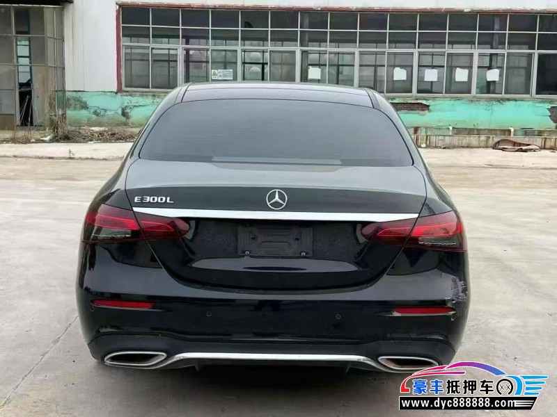 21年奔驰E轿车抵押车出售