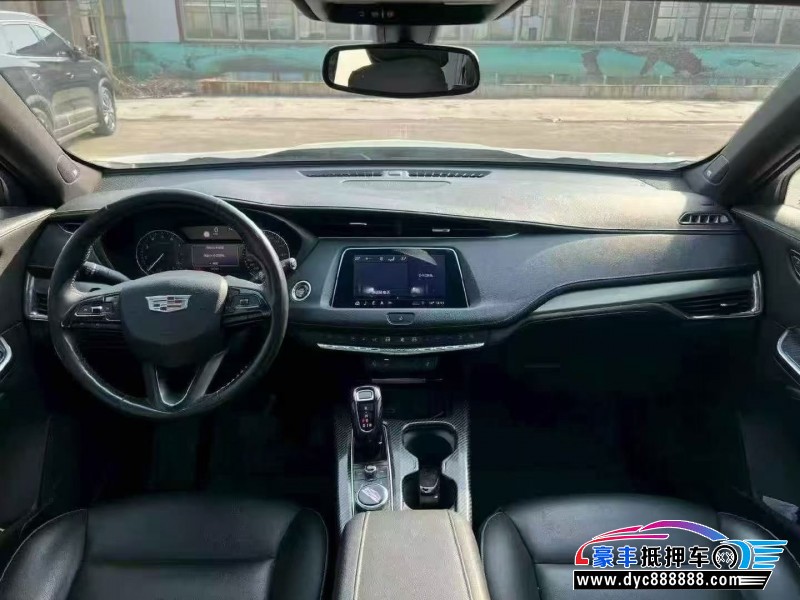 19年凯迪拉克XT4轿车抵押车出售