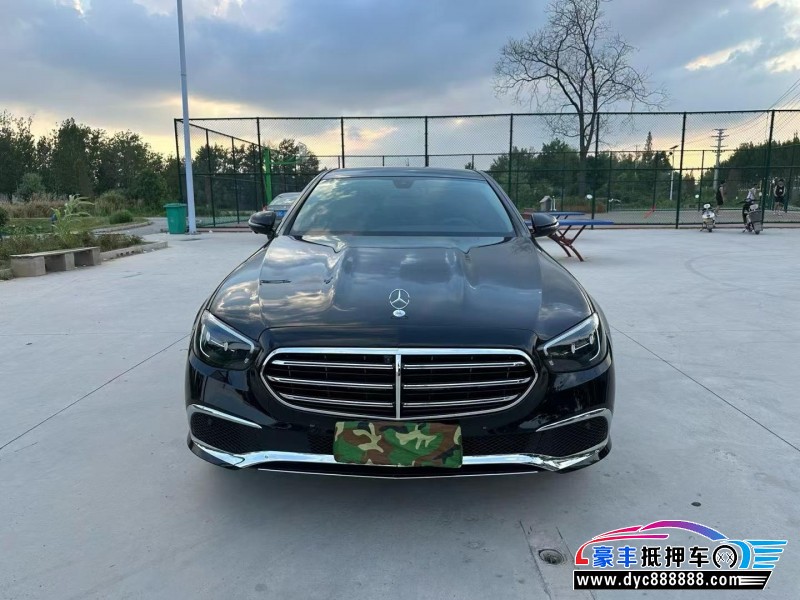 22年奔驰E轿车抵押车出售