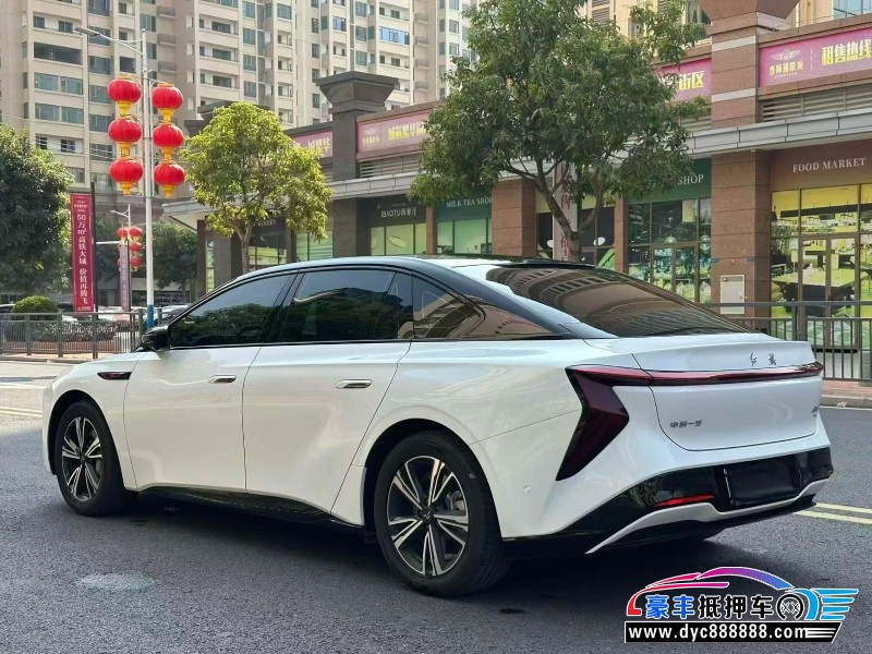 25年红旗EH7轿车抵押车出售