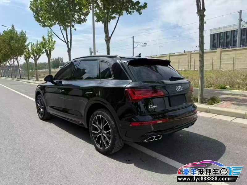 25年奥迪Q5轿车抵押车出售