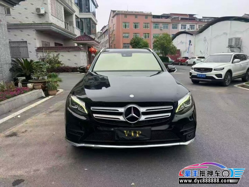 17年奔驰GLC轿车抵押车出售