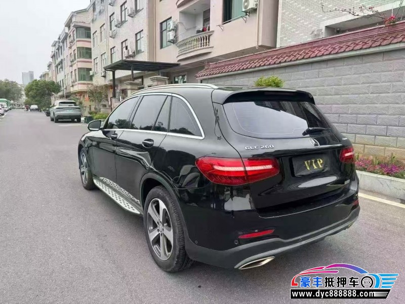 17年奔驰GLC轿车抵押车出售