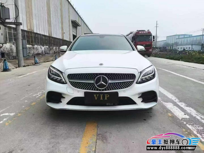 20年奔驰C轿车抵押车出售