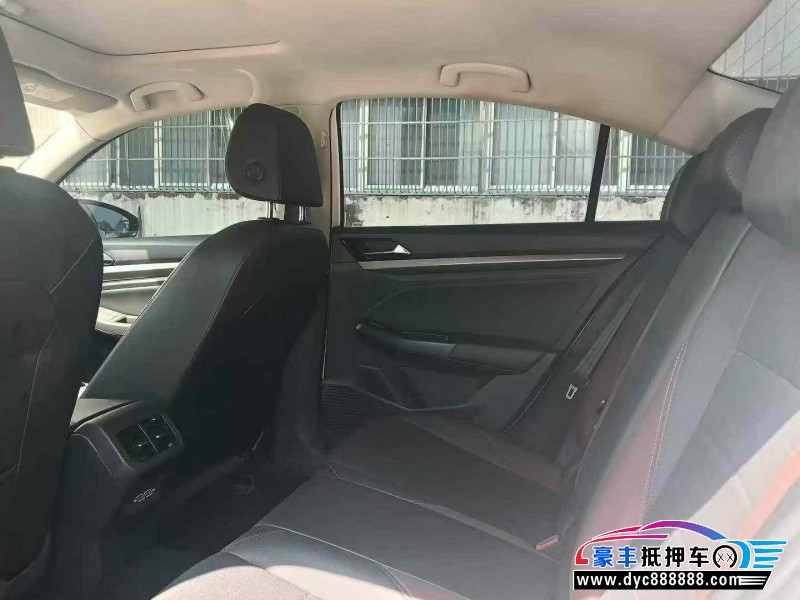 21年大众宝来轿车抵押车出售