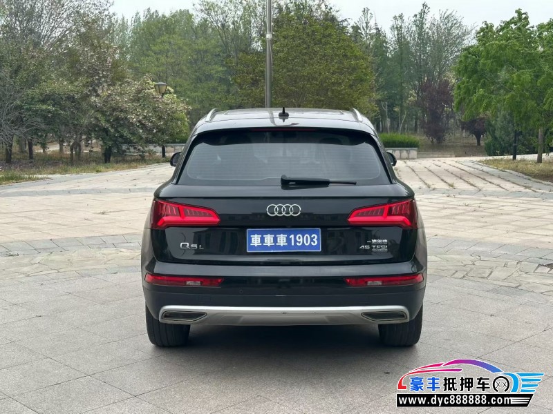 20年奥迪Q5轿车抵押车出售
