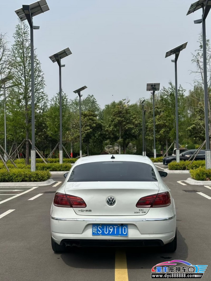 16年大众CC轿车抵押车出售