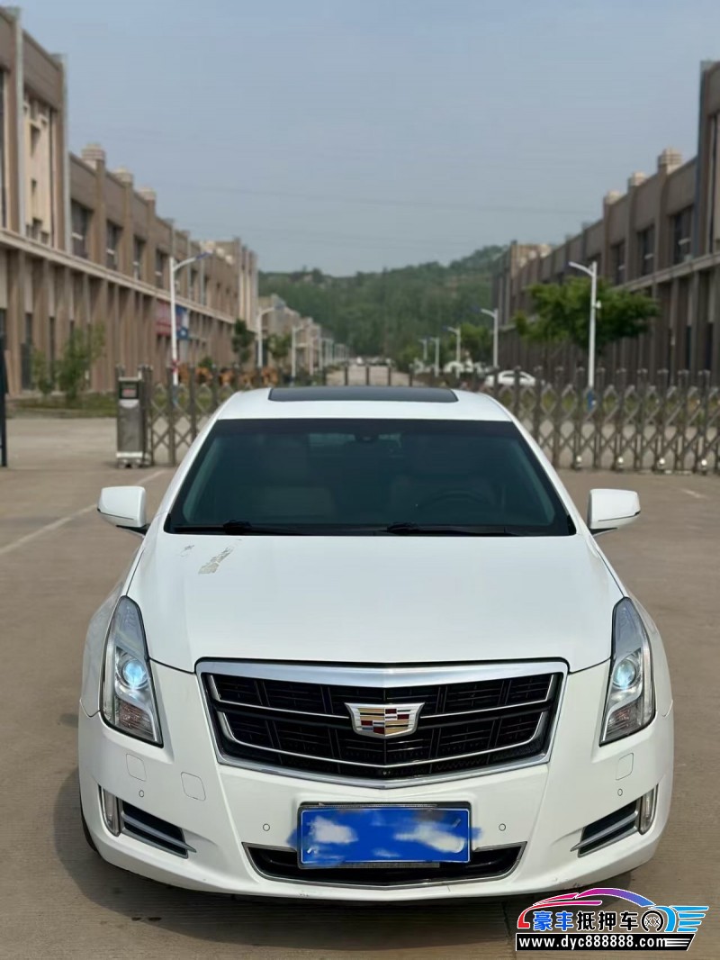 抵押车出售16年凯迪拉克XTS轿车