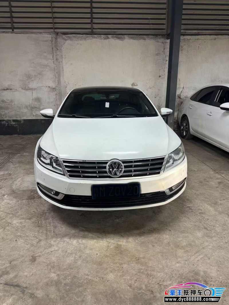 抵押车出售16年大众CC轿车