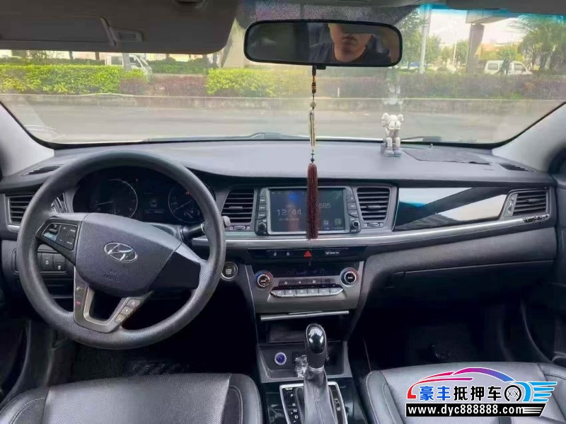 18年现代名图轿车抵押车出售