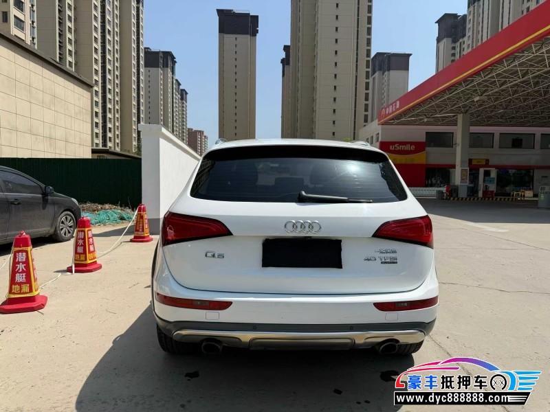 18年奥迪Q5轿车抵押车出售