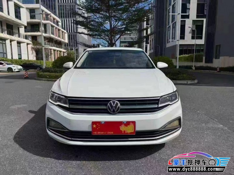 抵押车出售21年大众宝来轿车