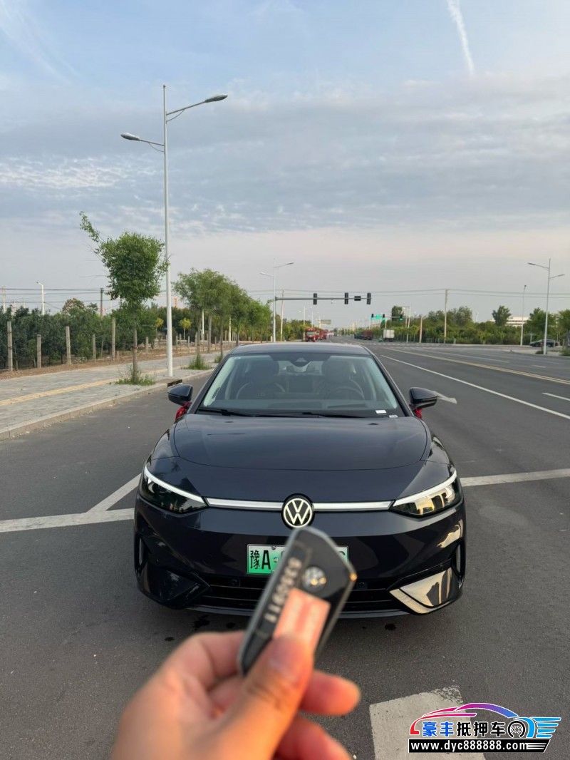抵押车出售26年大众ID7轿车