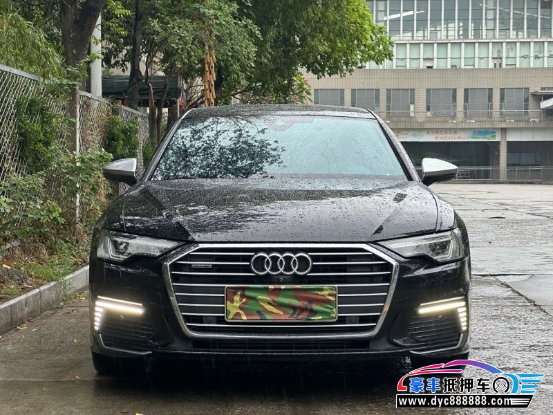 抵押车出售22年奥迪A6L轿车