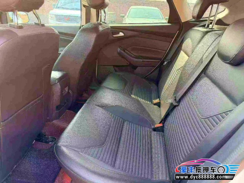 21年福特福克斯轿车抵押车出售