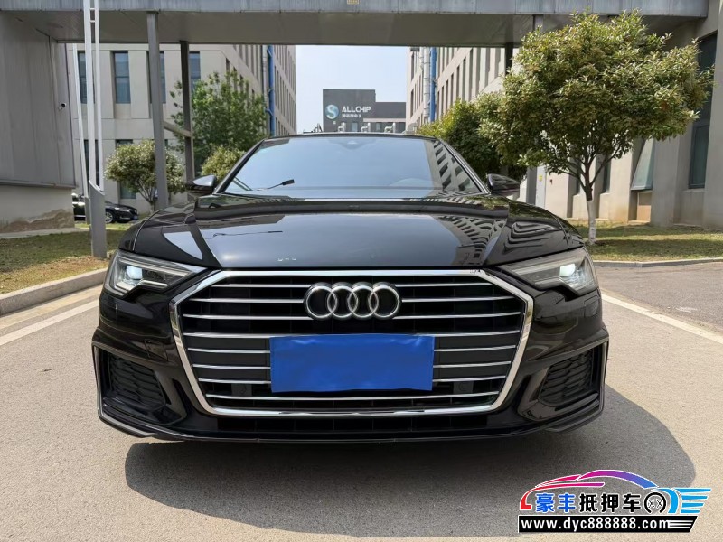 抵押车出售19年奥迪A6L轿车