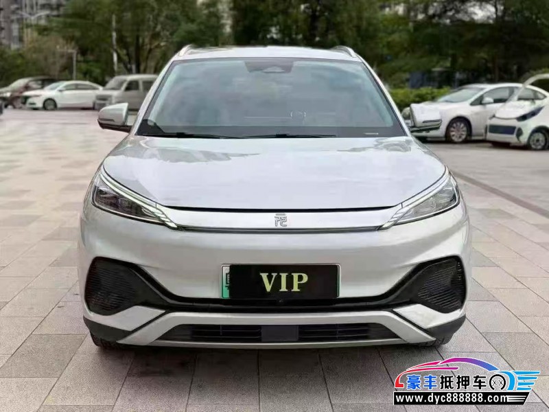 抵押车出售23年比亚迪元轿车
