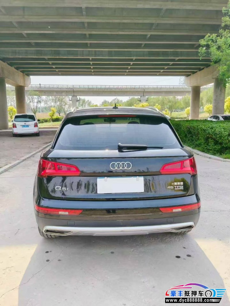 20年奥迪Q5轿车抵押车出售