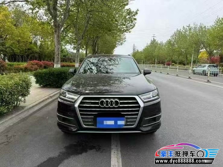 17年奥迪Q7轿车抵押车出售