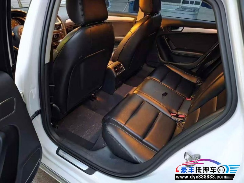 16年奥迪A4L轿车抵押车出售