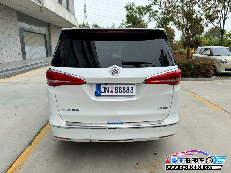 20年别克GL8轿车抵押车出售
