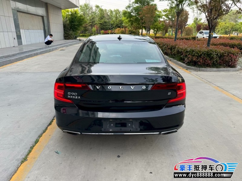 20年沃尔沃S90轿车抵押车出售