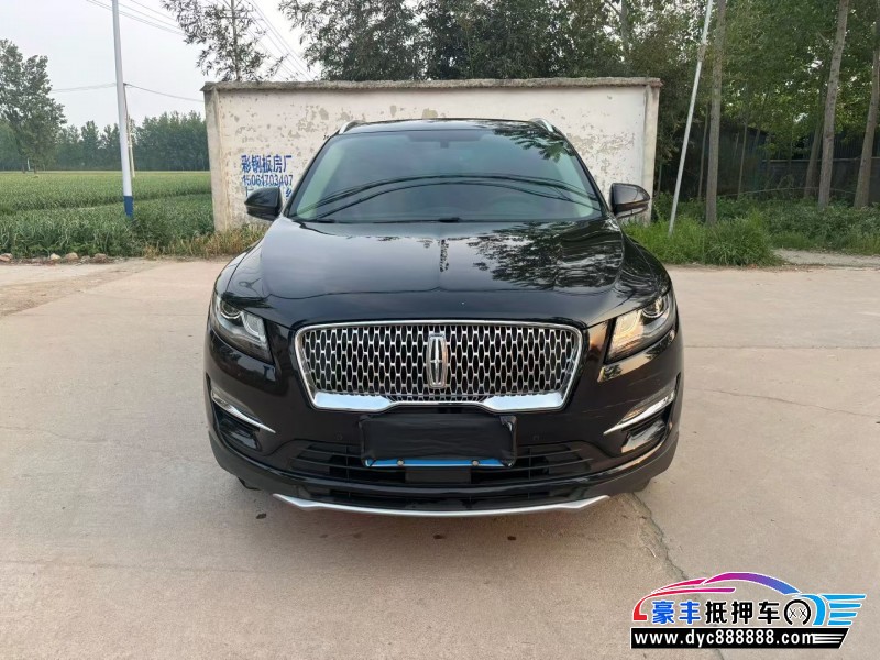 抵押车出售19年林肯MKC轿车