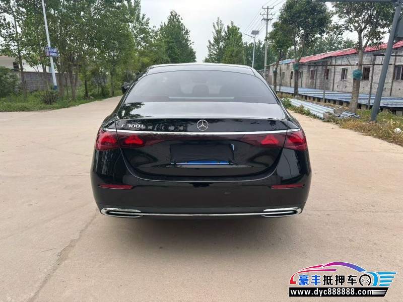 24年奔驰E轿车抵押车出售
