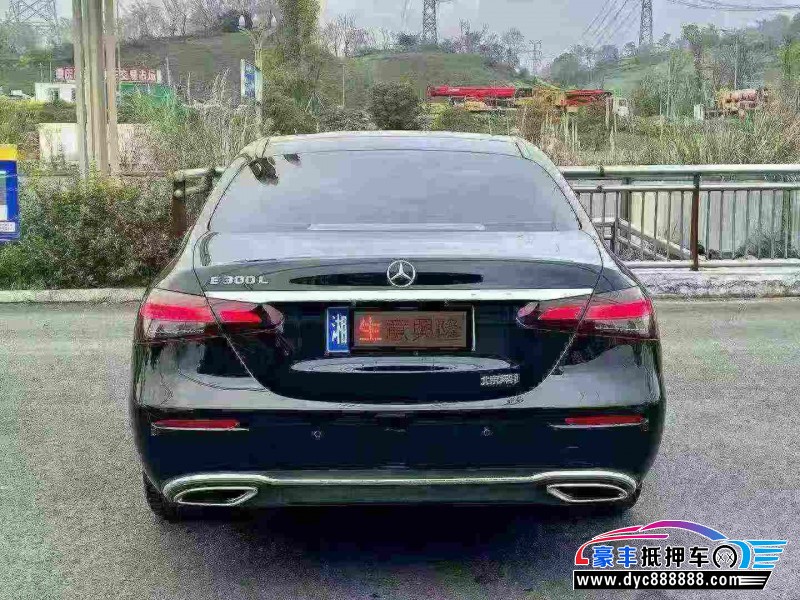 23年奔驰E轿车抵押车出售