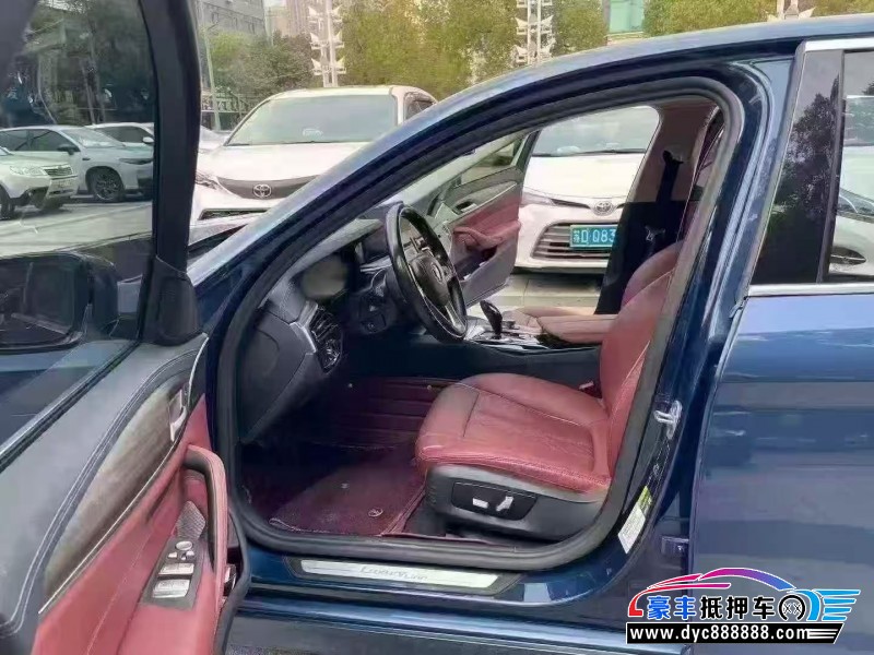 21年宝马5系轿车抵押车出售